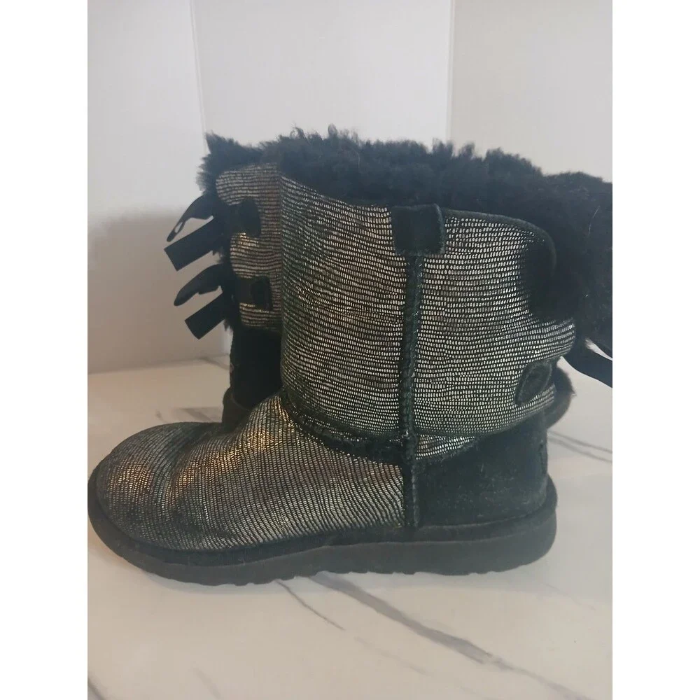UGG youth girls